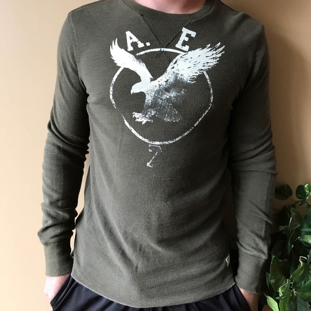 AE Waffle long sleeve shirt American Eagle Med. With eagle spread wings like New
